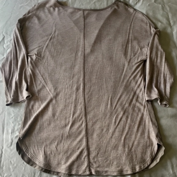 ♻️DONATED♻️ - Picture 2 of 5